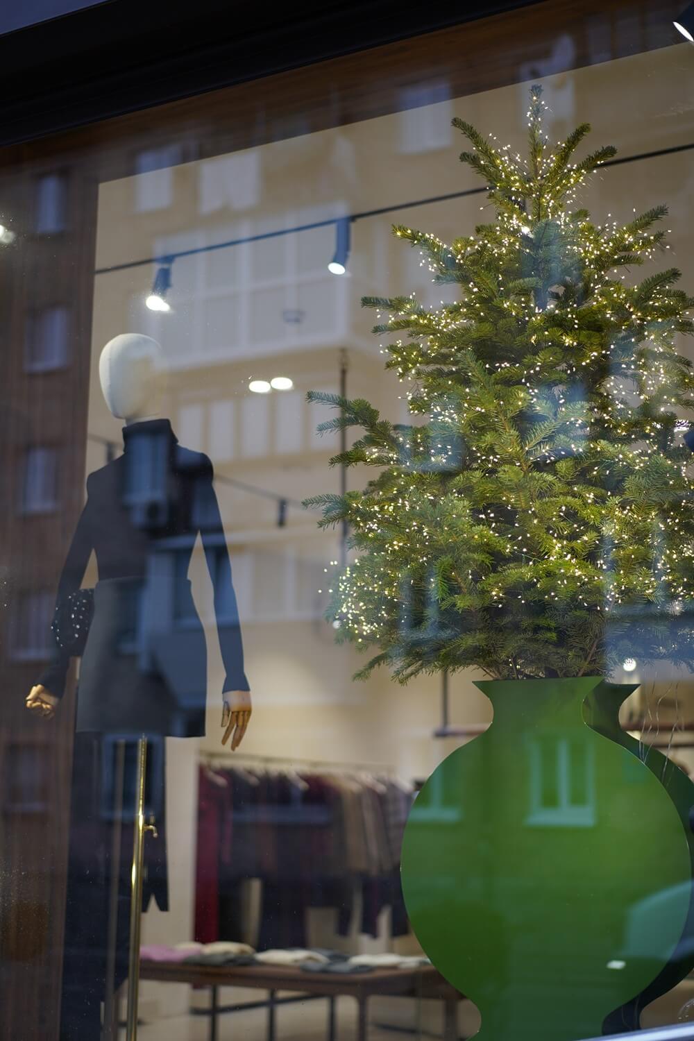 м. Київ, вул. Казимира Малевича, б. 86 