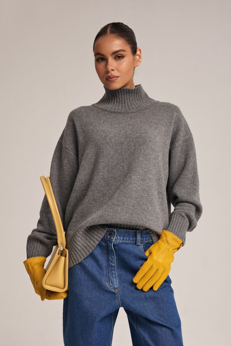 Светр вовна сірий