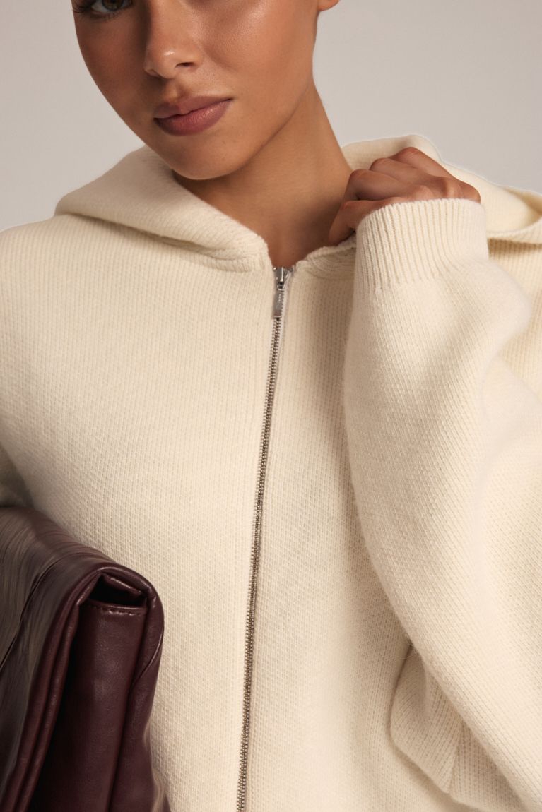 Кардиган в'язаний oversize молоко