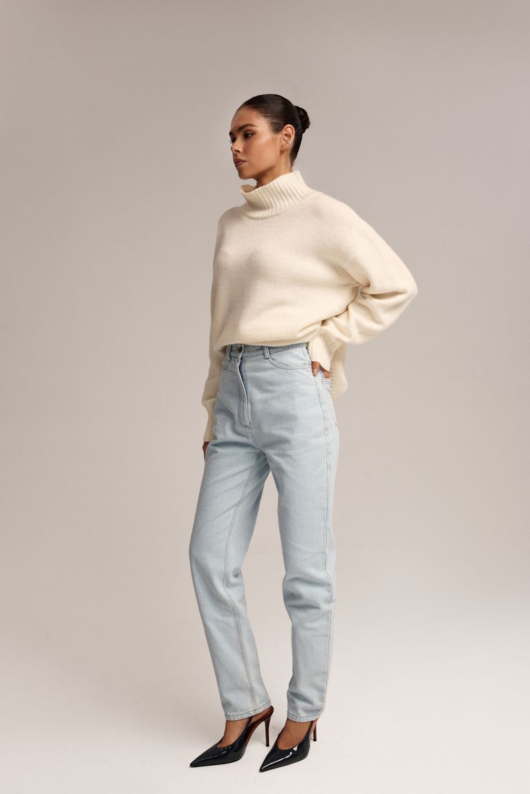 Светр вовна молочний