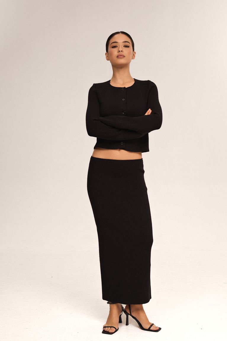 Костюм в'язаний зі спідницею чорний