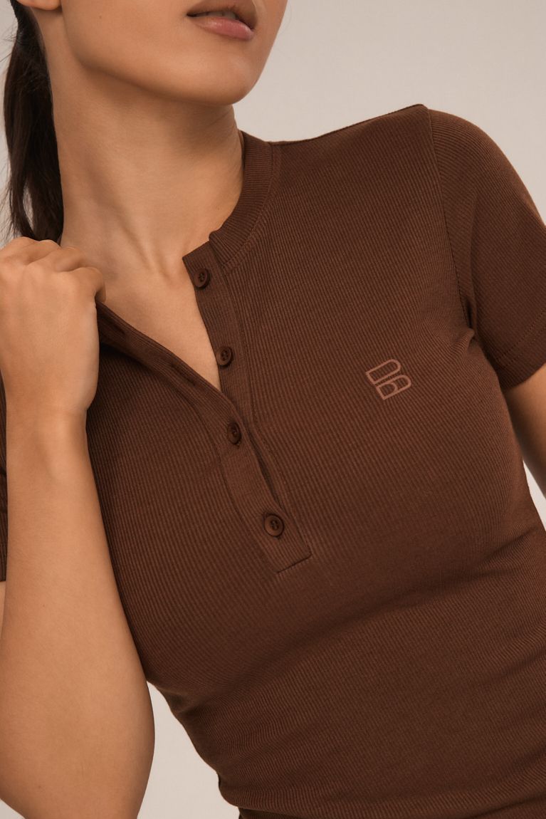 Футболка на ґудзиках шоколад